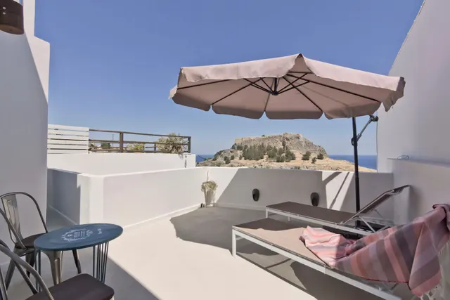 Honeymoon Suite