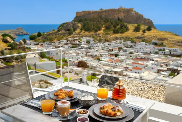 Sky Bar & Πρωινό