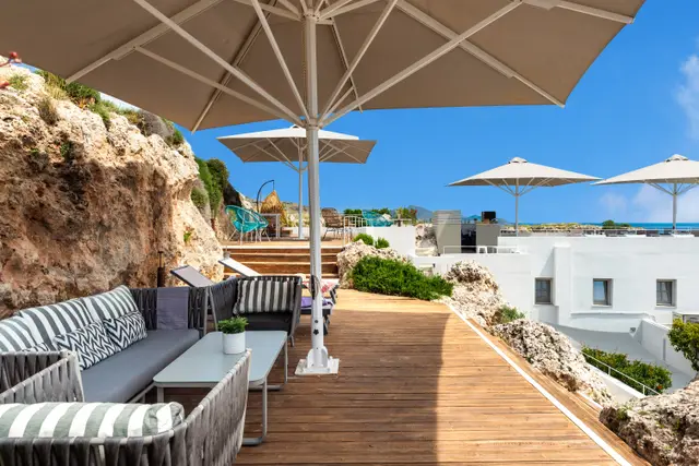 Sky Bar & Πρωινό