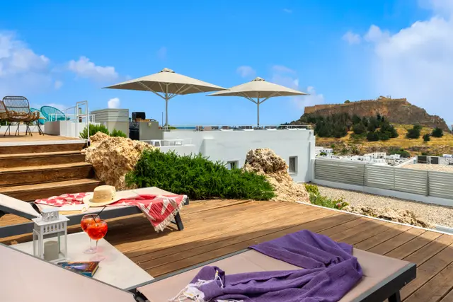 Sky Bar & Πρωινό